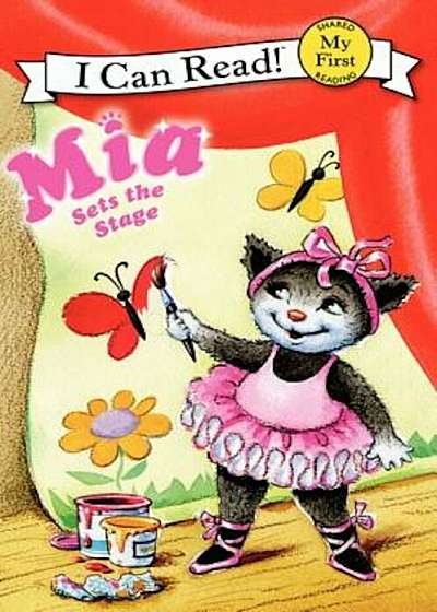 Mia Sets the Stage, Paperback