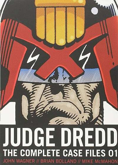 Judge Dredd: The Complete Case Files 01, Paperback