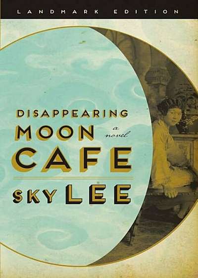 Disappearing Moon Cafe, Paperback