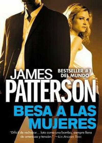 Kiss the Girls (Large Type / Large Print), Paperback/James Patterson