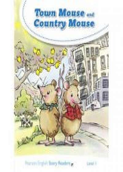 Coperta cărții English Story Readers Level 1. Town Mouse and Country Mouse de Arlene Wong